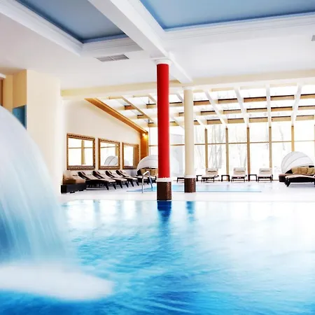 Palac & Wellness * Желехув