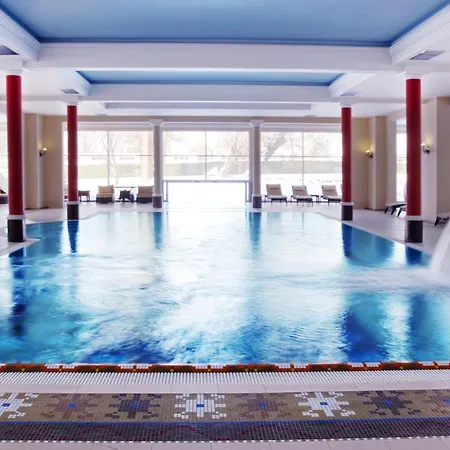 Palac & Wellness אתר נופש *