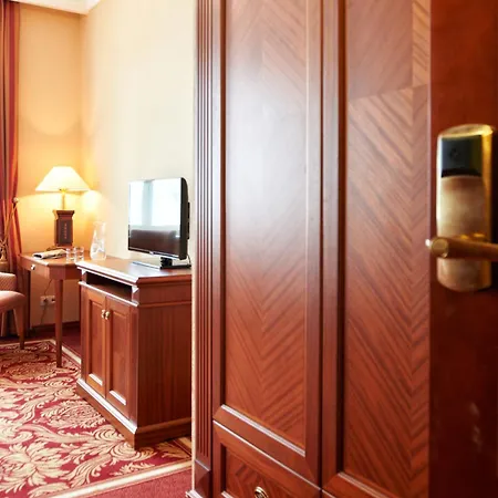 Palac & Wellness Zelechow (Garwolin)