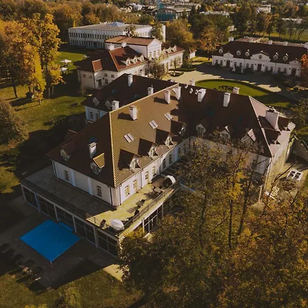 Palac & Wellness אתר נופש Żelechów