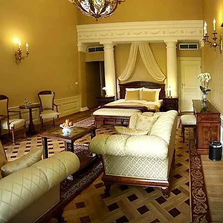 Palac & Wellness *
