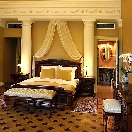 Palac & Wellness Feriested Żelechów