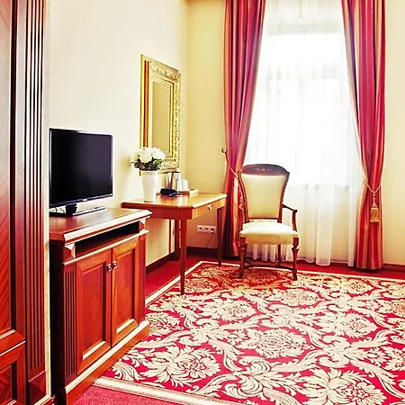 Palac & Wellness Feriested *