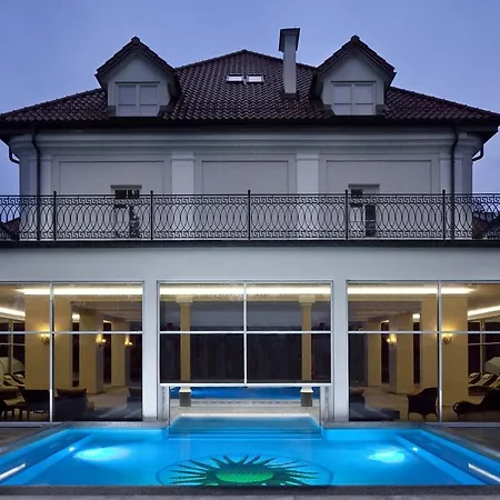 Palac & Wellness Feriested