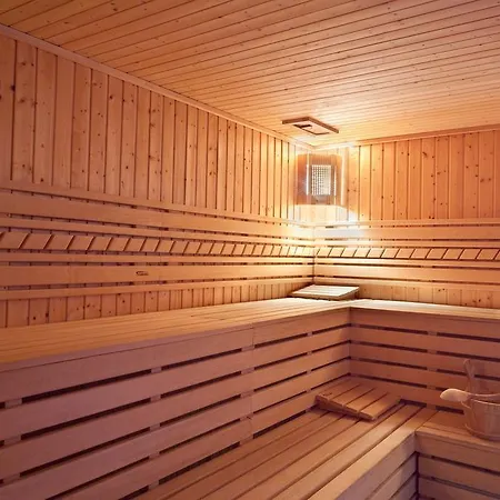 Palac & Wellness Zelechow (Garwolin)