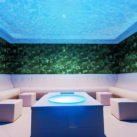 Palac & Wellness * Zelechow (Garwolin)