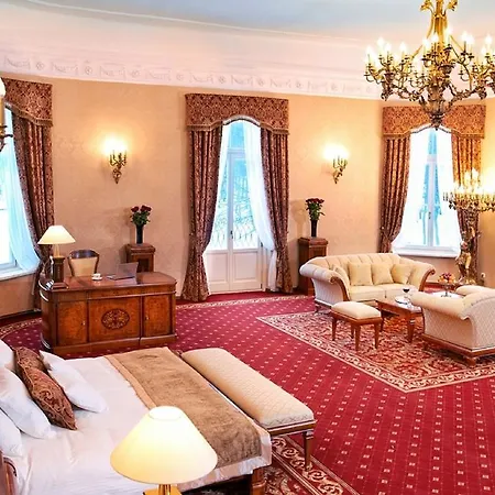 Palac & Wellness Resort Zelechow (Garwolin)