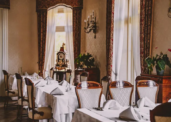 Palac & Wellness Θέρετρο Żelechów